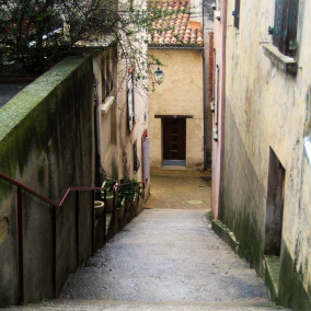 Sablet - 38 steps - Escaliers de l'Eglise