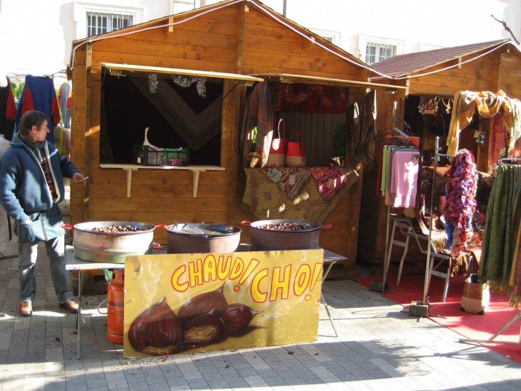 Avignon Christmas Market - Roasted Chestnuts - the aroma draws you to this stand