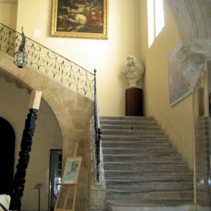 Provence - Aix-en-Provence - Inside the door
