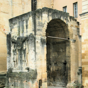 In Carpentras this arch remains from Roman times