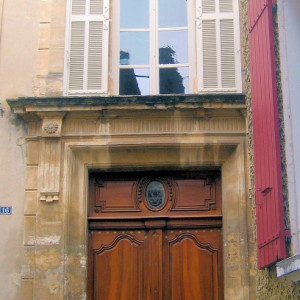 Provence - Sablet - Entry door to Maison du Cardinal
