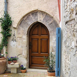Provence - Sablet - Gothic Era Door dates this building