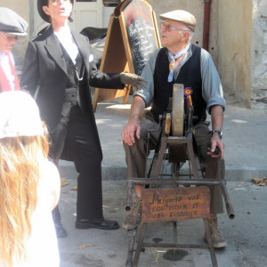 Provence - Sablet - La Belle Epoque - a grinding wheel for sharpening tools