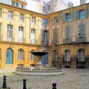 Aix-en-Provence - a beautiful courtyard 