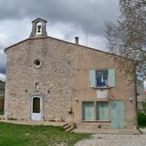 Provence - La Garde d'Apt - Mairie & church