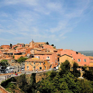 The approach to Roussillon on a bright Spring day