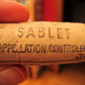 This cork shows the Sablet Appellation Controllee Mark
