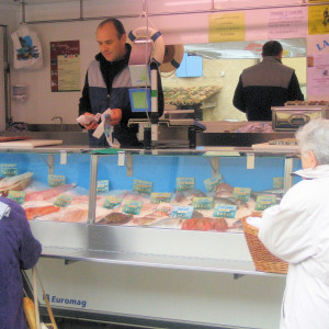 The Thursday Morning Fish Market in Sablet - excellent fish and seafood - fresh!  fresh!  fresh!