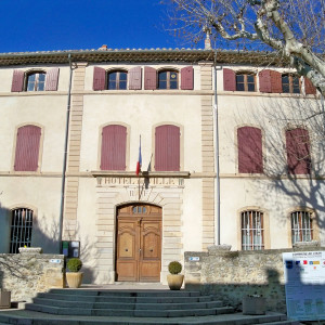 Provence - Visan - City Hall - the Mairie